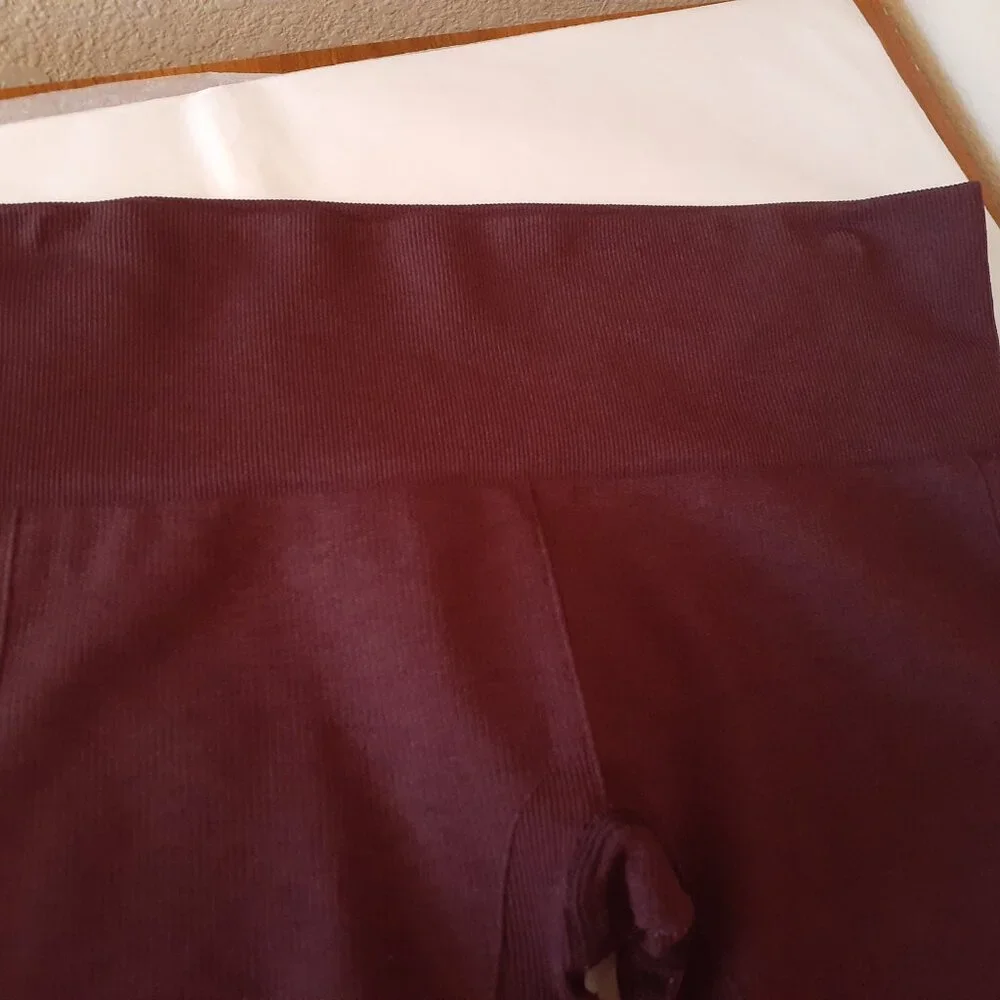 Lululemon In The Flow Crop II - Picture 7 of 14